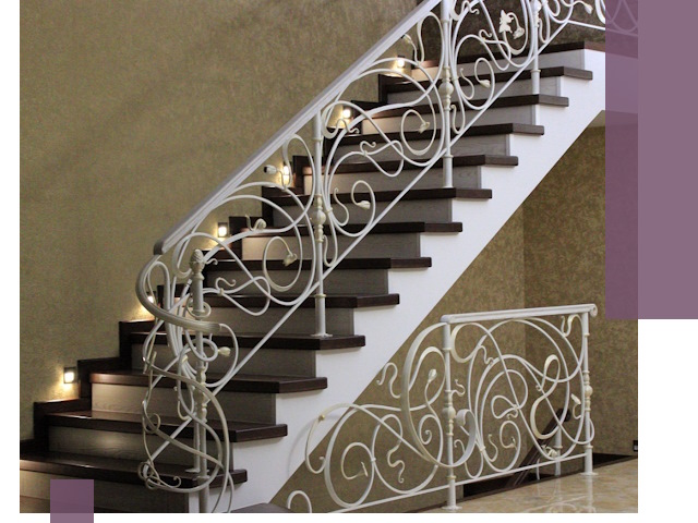 Кованые лестницы под ключ в Назарове — изготовление и монтаж
