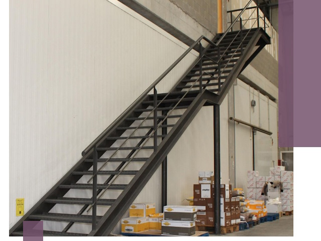 Лестницы для производства в Назарове — изготовление и монтаж