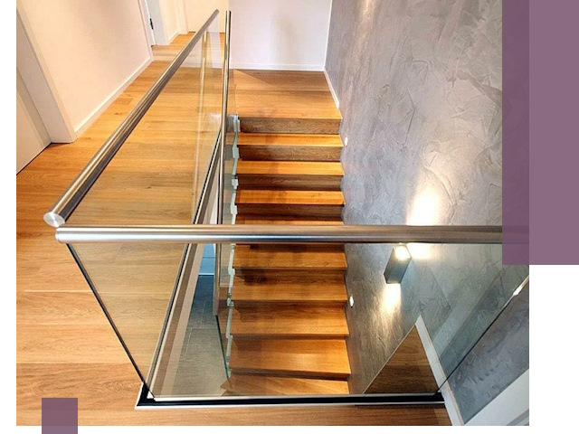 Перила для лестницы в доме — изготовление и монтаж в Назарове