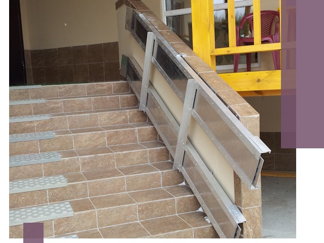 Откидные пандусы под ключ в Назарове — монтаж и демонтаж