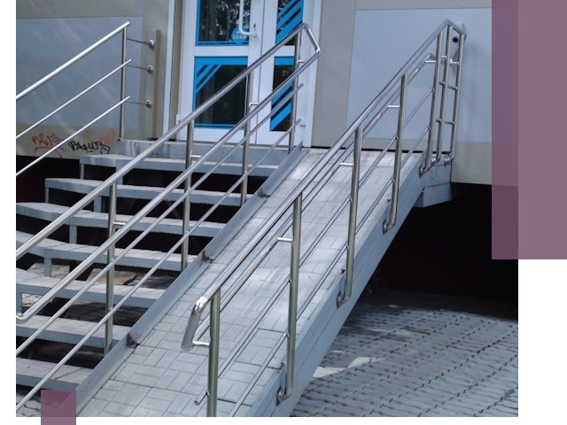 Пандус на крыльцо под ключ в Назарове: монтаж и изготовление