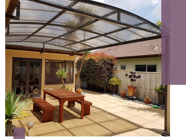 Навесы во двор под ключ в Назарове — изготовление и монтаж