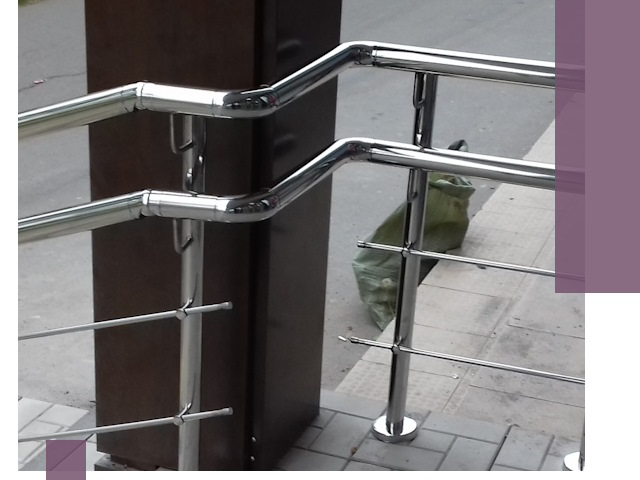 Монтаж поручней из нержавеющей стали в Назарове качественно и быстро